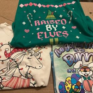 4T & XS 4-5 Holiday Set (3 tops)